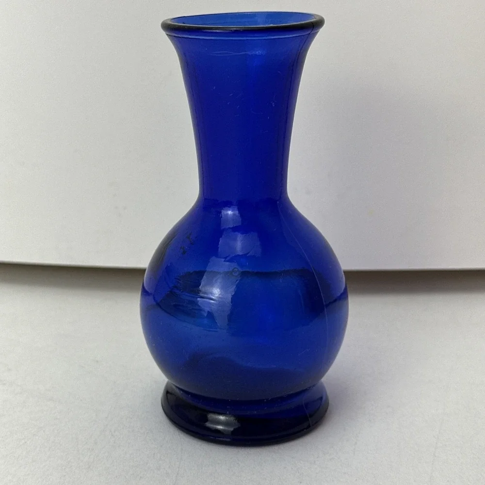 Vintage Cobalt Blue Bud Vase 4.5